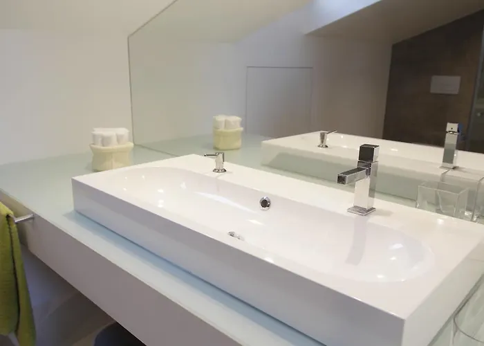 Appartement Design Duplex Ba/ Chiado *