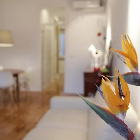 Design Duplex Ba/ Chiado Лиссабон