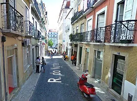 Design Duplex Ba/ Chiado * Лиссабон